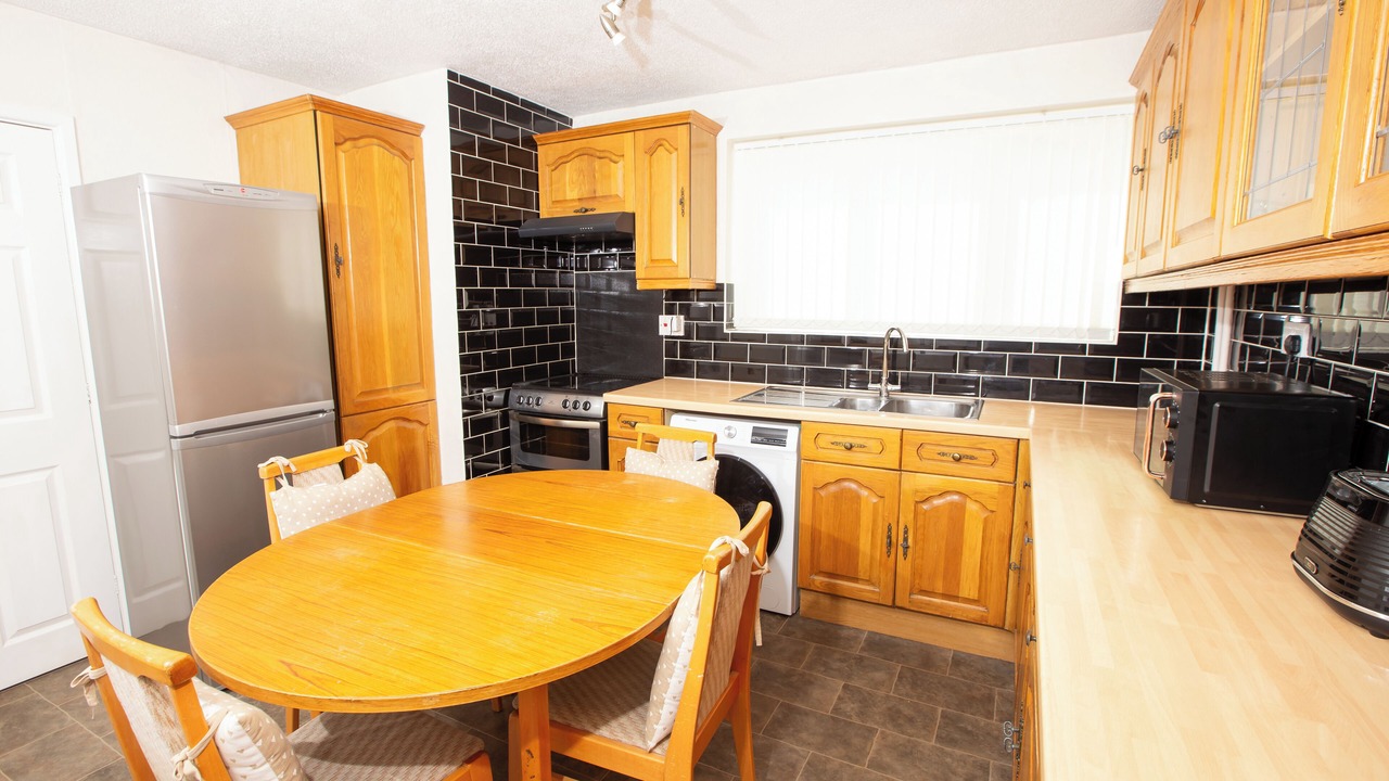 Photo of Kitchen in Tea Green