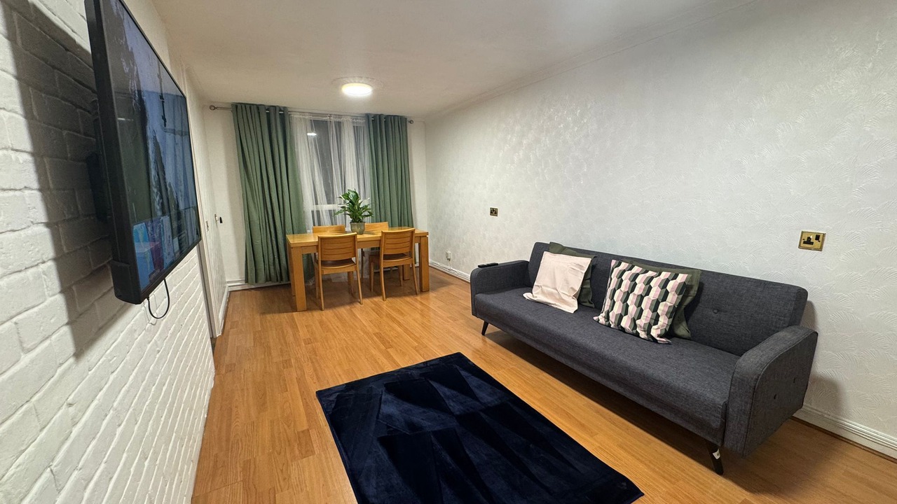 Photo of Livingroom in Plaistow