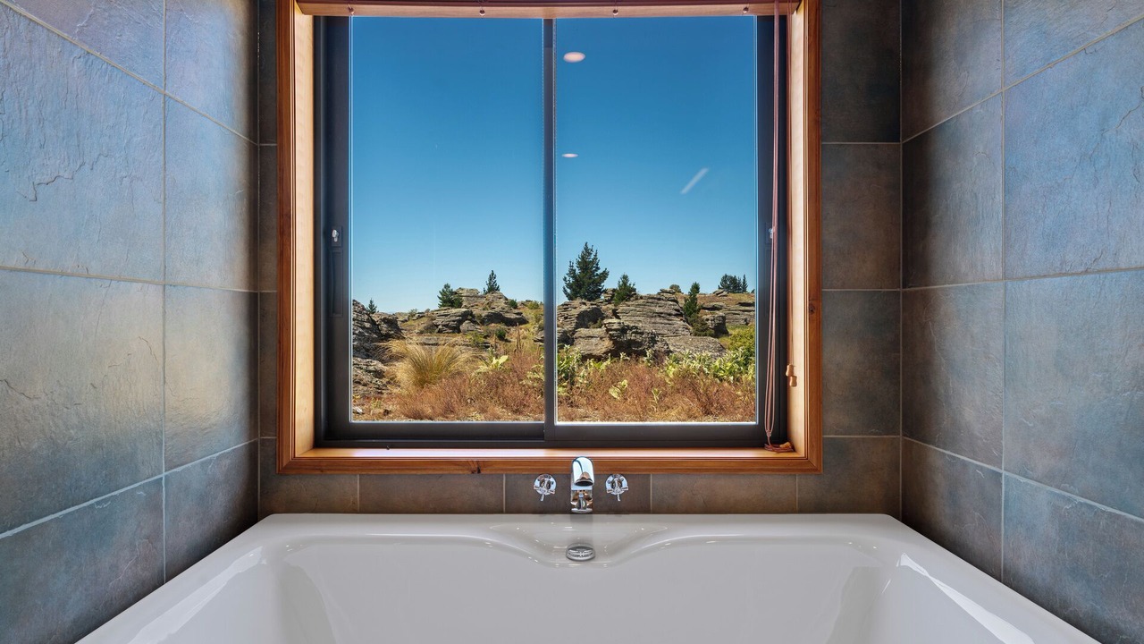 Photo of Bathroom in Matakanui