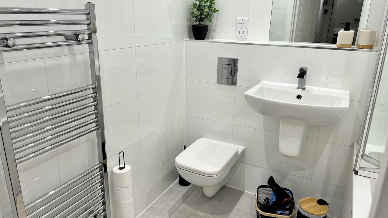 Photo of Bathroom in Borehamwood