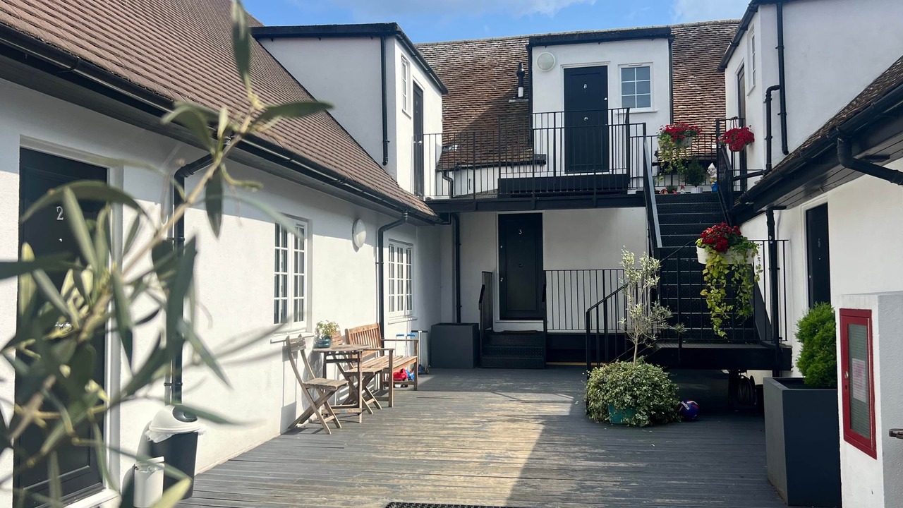 Photo of Outdoor in Borehamwood