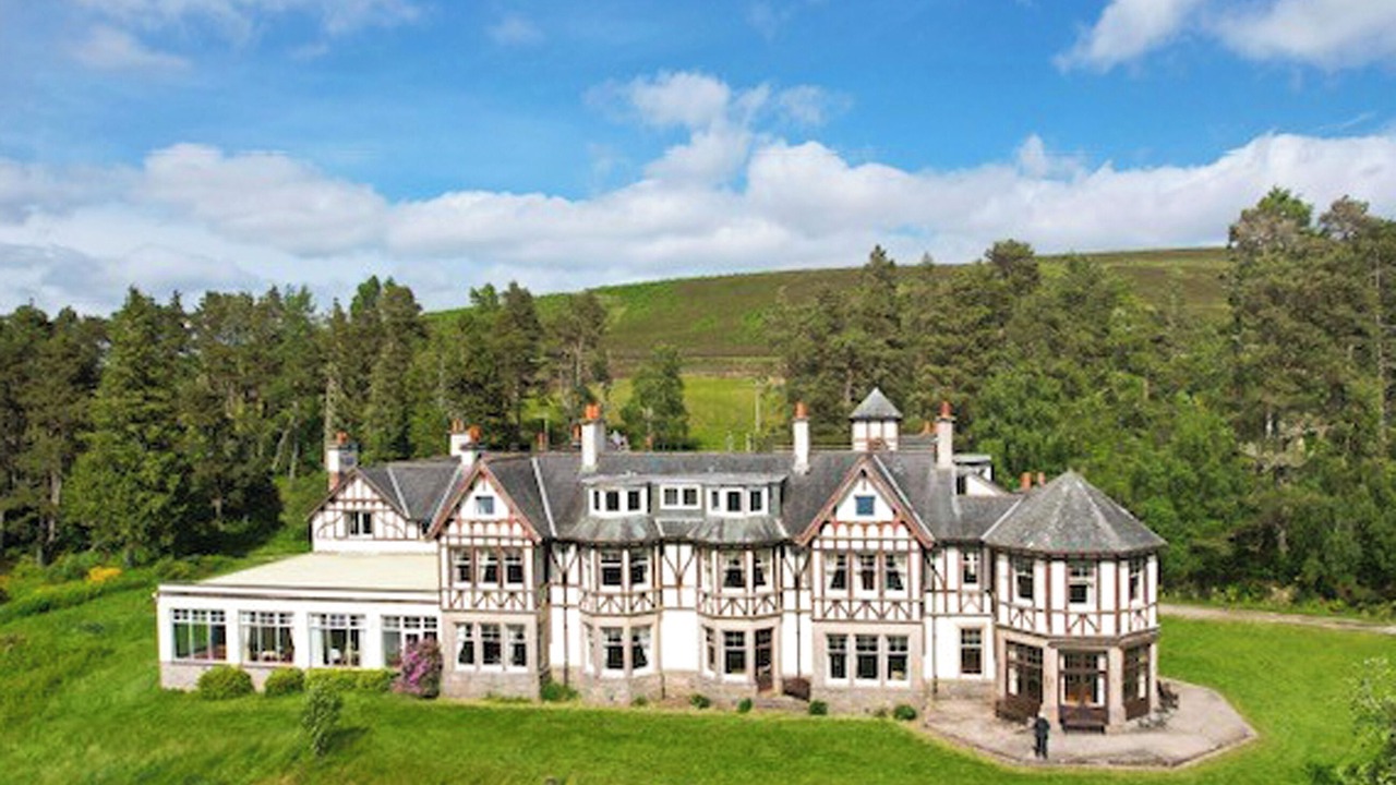 Photo of Others in Lairg