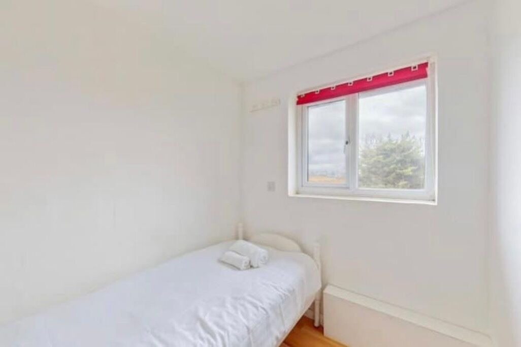 Photo of Bedroom in Leytonstone