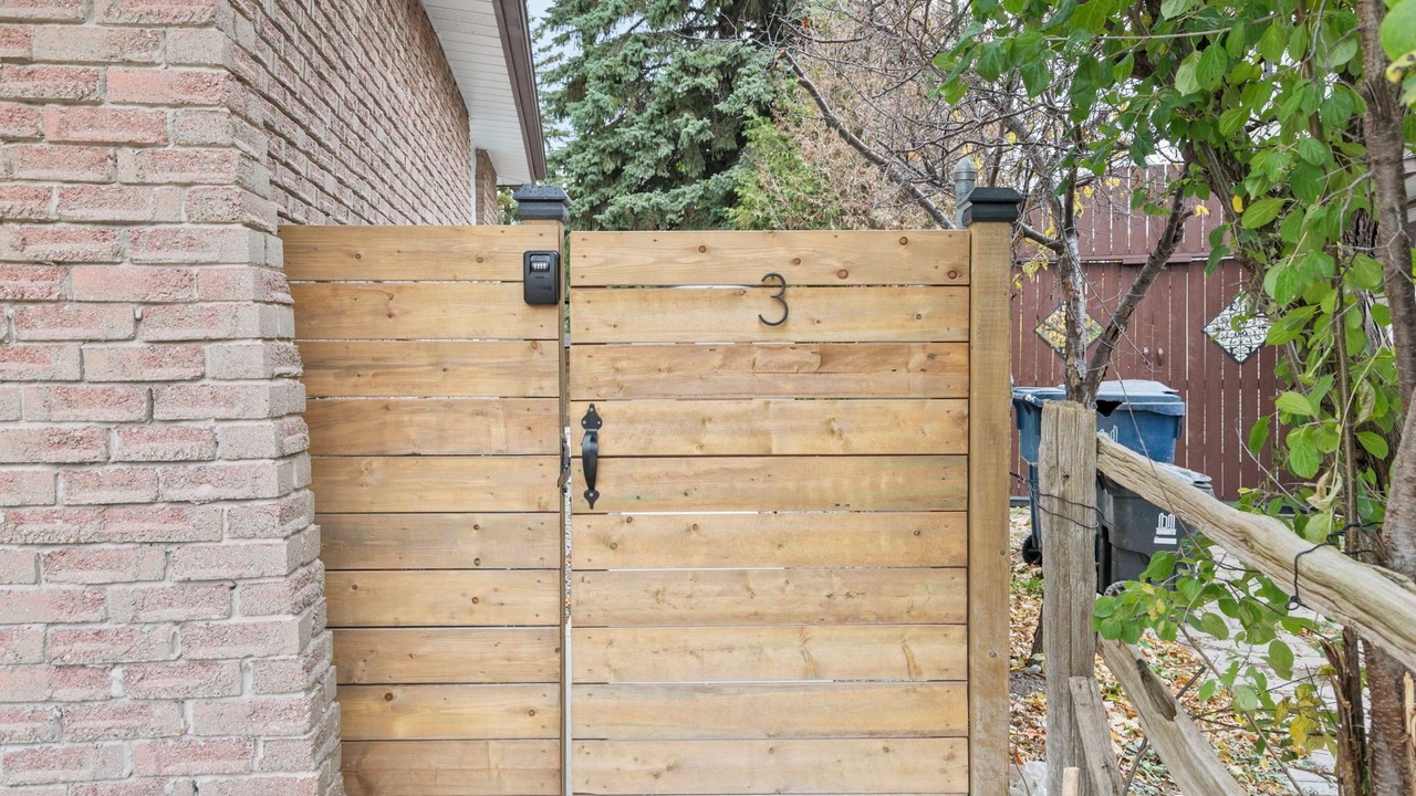 Photo of Outdoor in Agincourt North