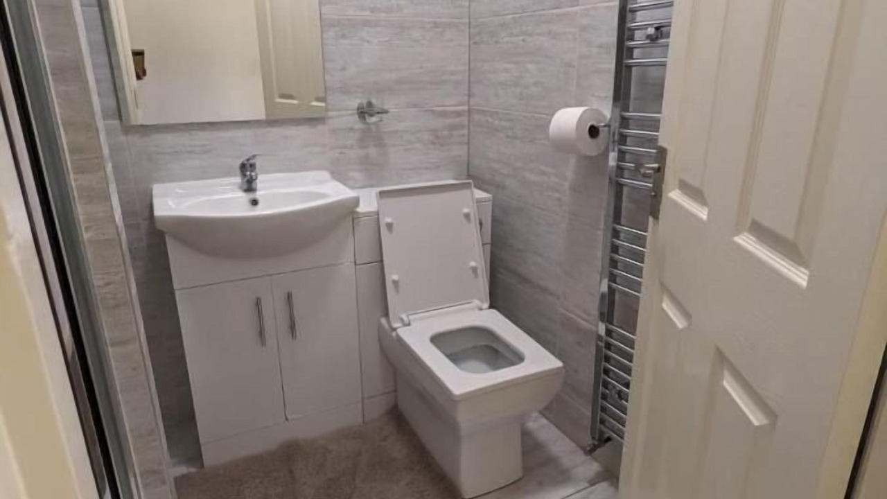 Photo of Bathroom in High Barnet