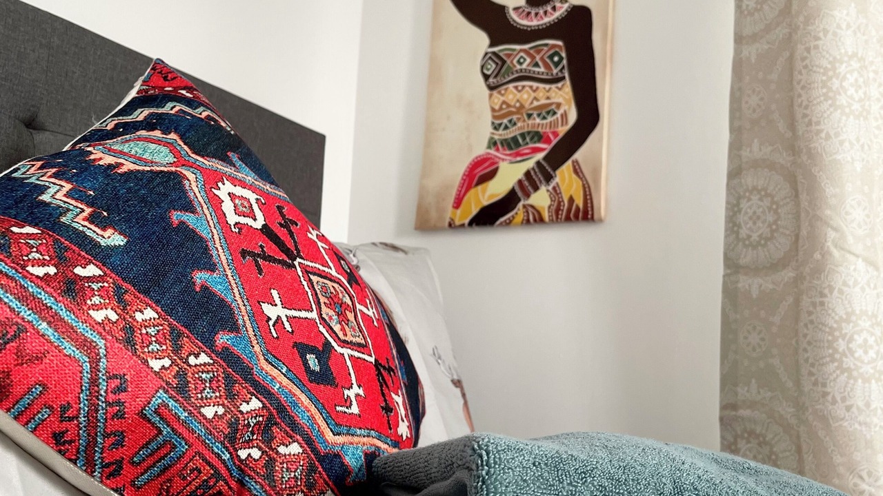 Photo of Bedroom in Alibon