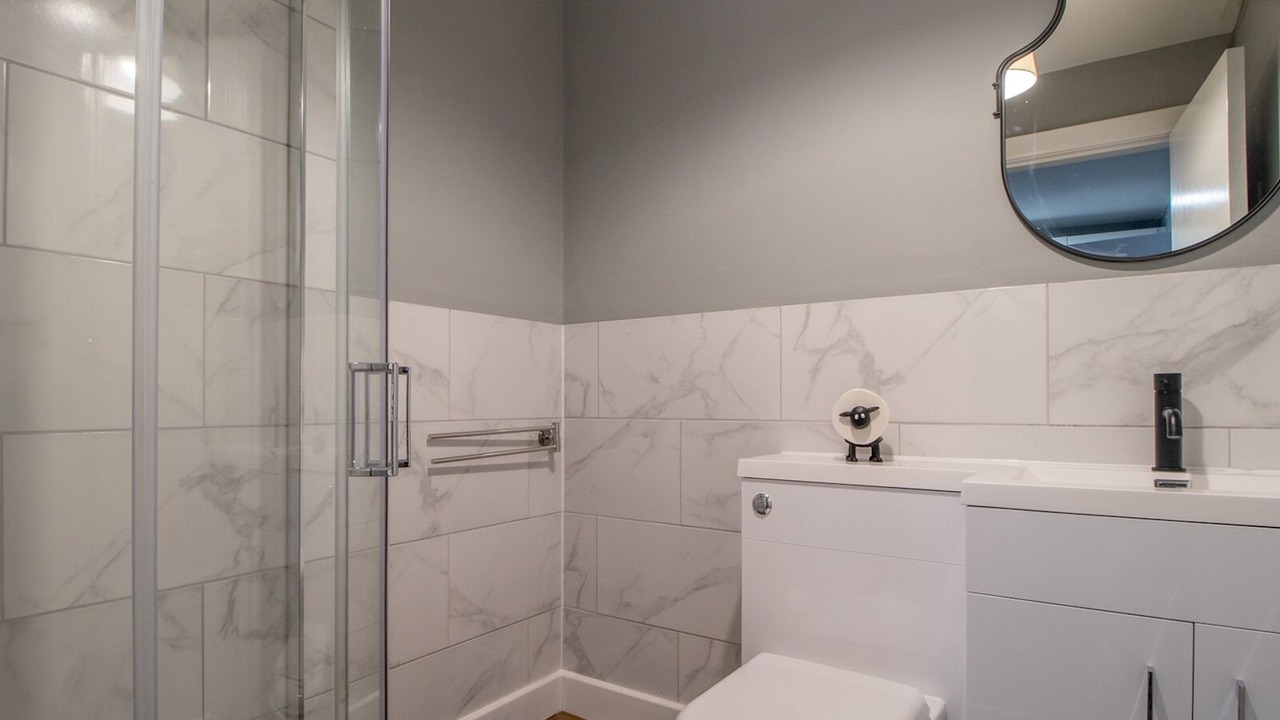 Photo of Bathroom in Glasgow Westend