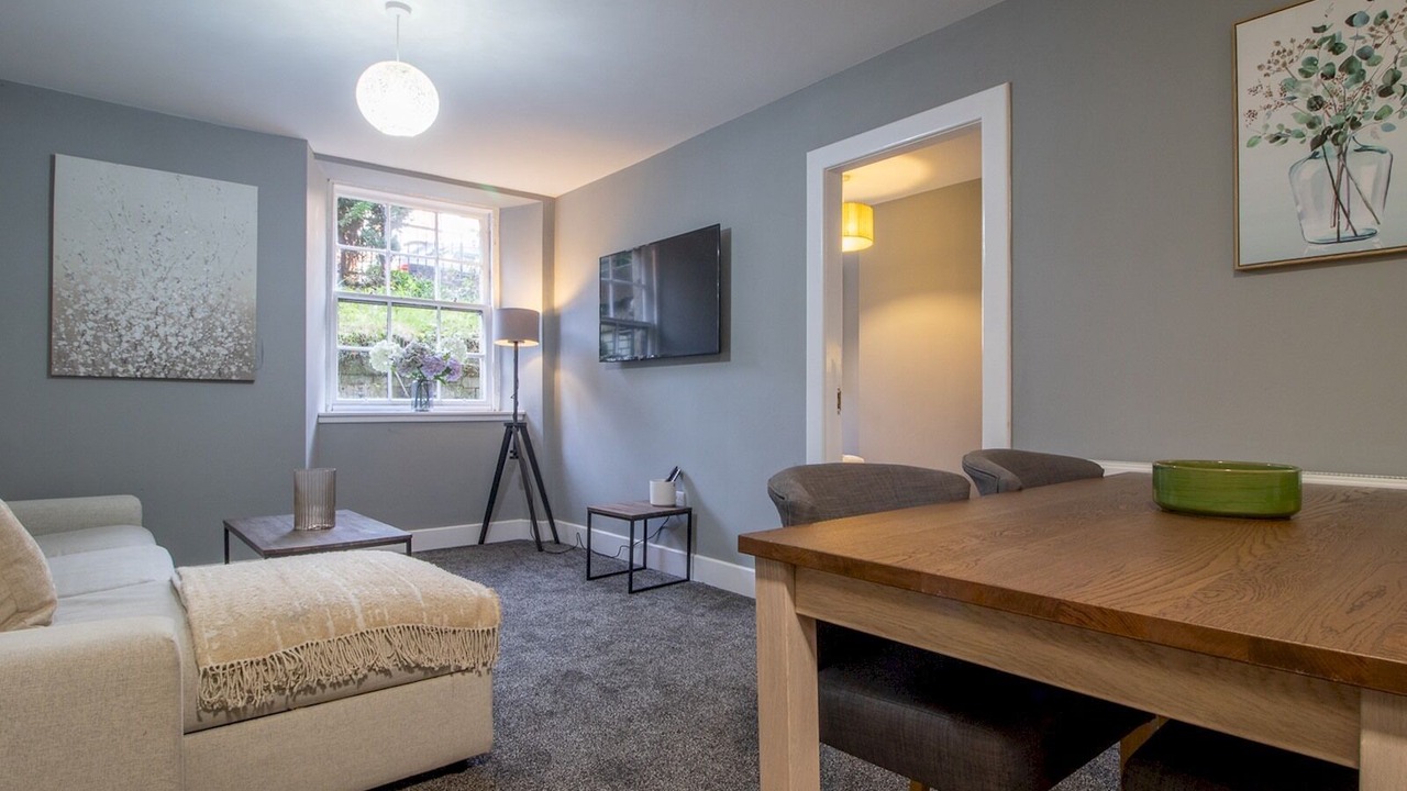 Photo of Livingroom in Glasgow Westend