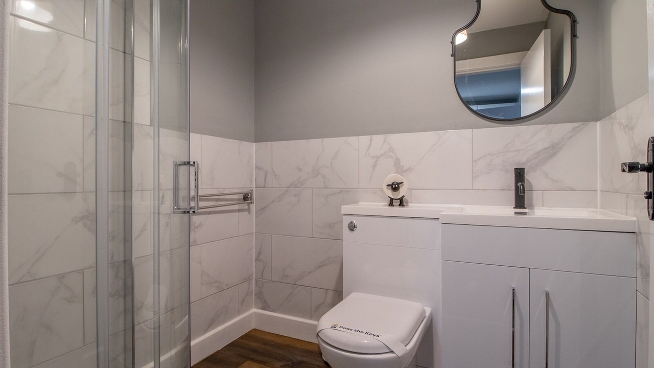 Photo of Bathroom in Glasgow Westend