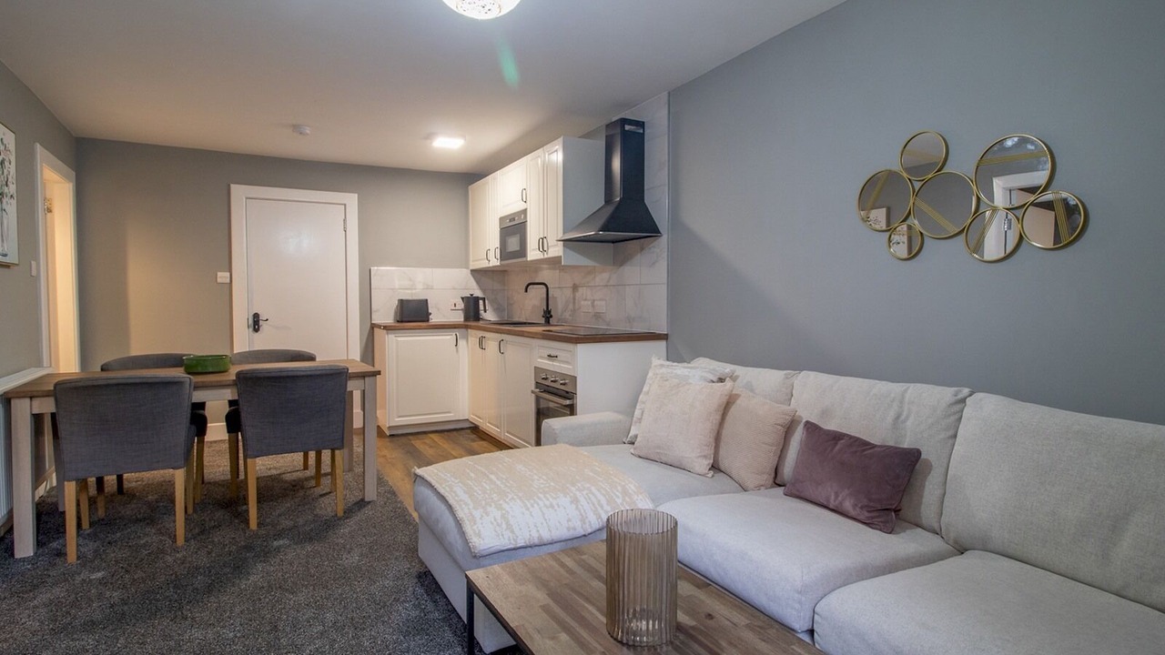Photo of Livingroom in Glasgow Westend