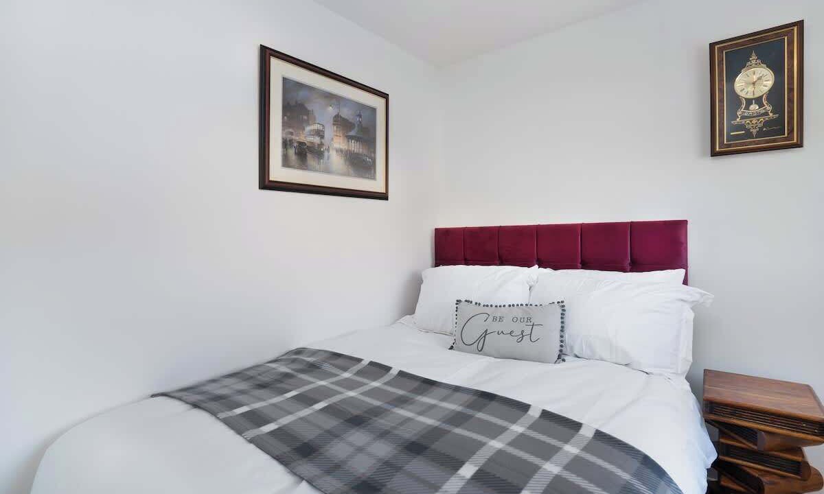 Photo of Bedroom in Cumbernauld