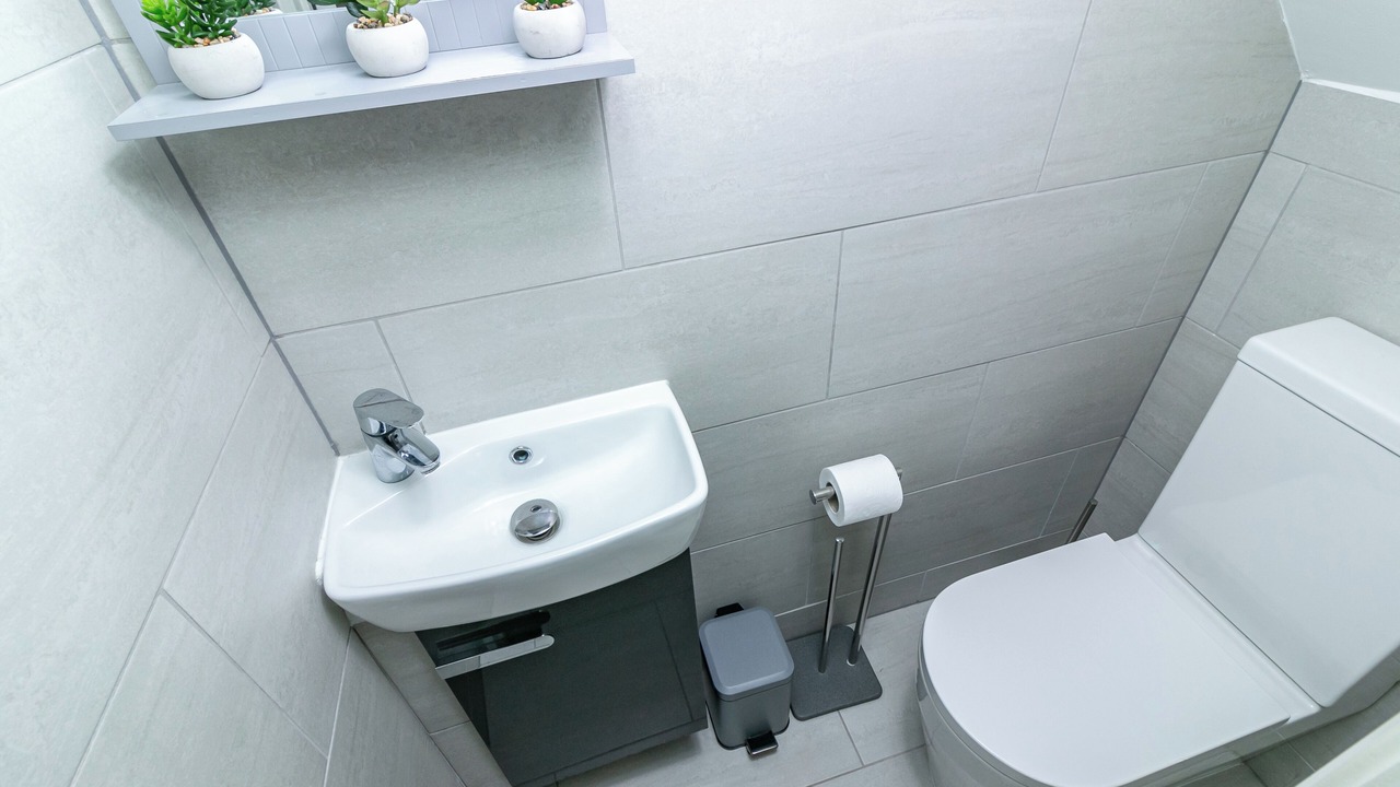 Photo of Bathroom in Borehamwood