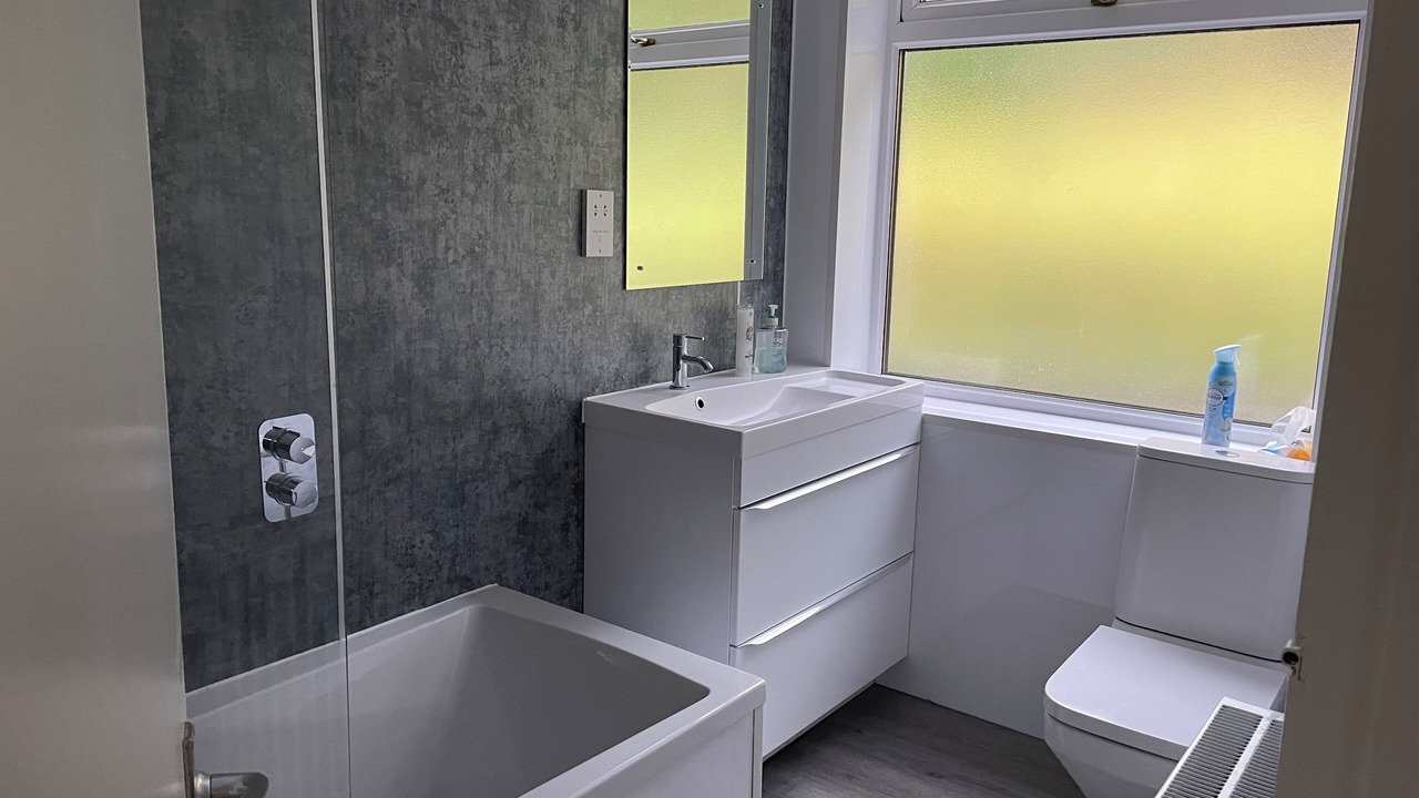 Photo of Bathroom in Arden