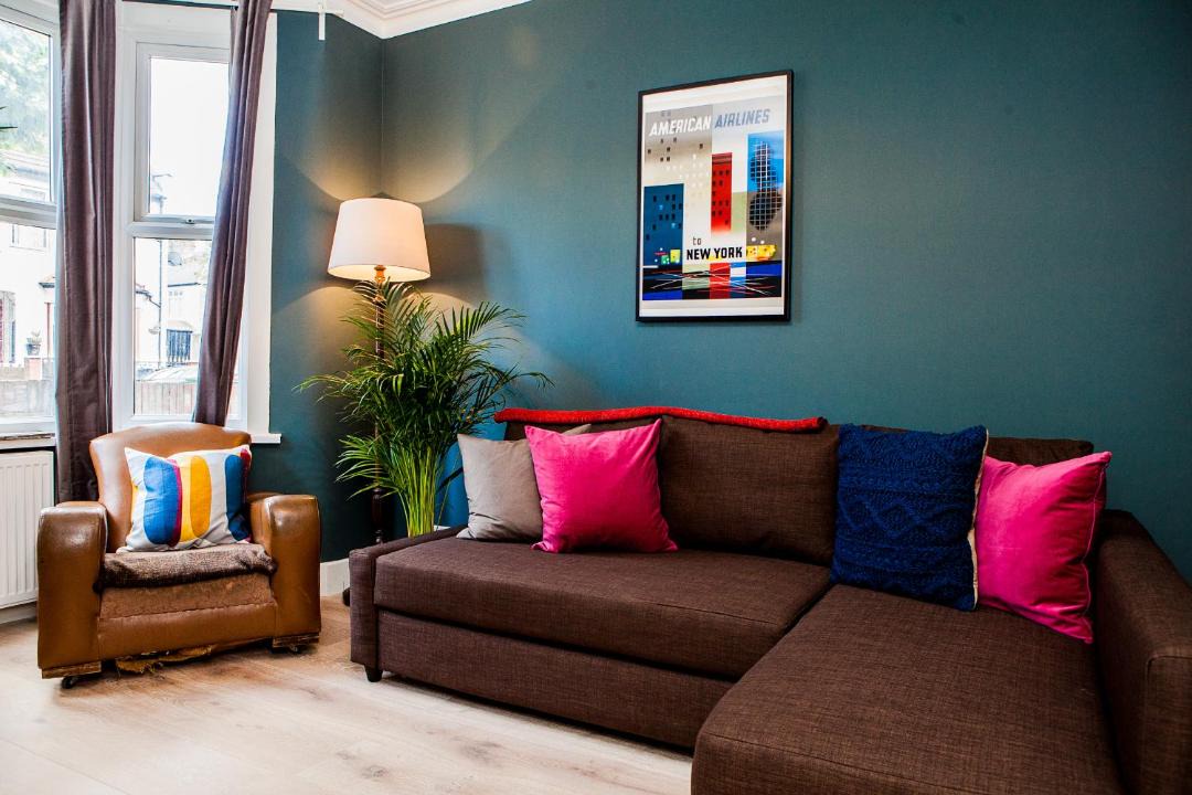 Photo of Livingroom in Newham