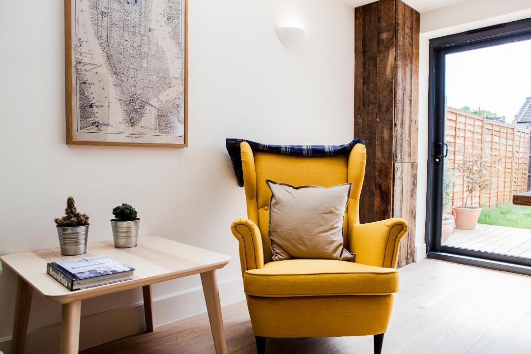 Photo of Livingroom in Newham