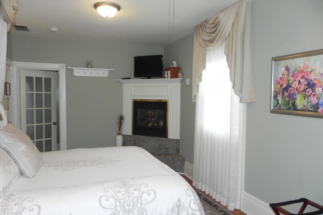 Photo of Bedroom in Historic Old Town