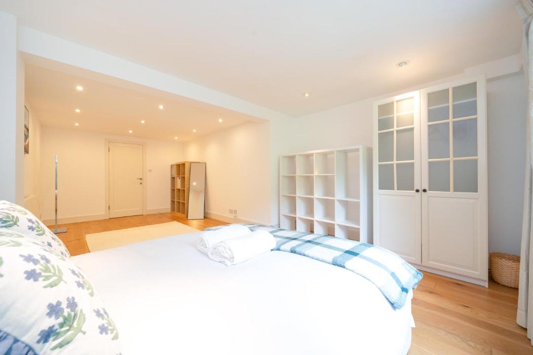 Photo of Bedroom in Borehamwood