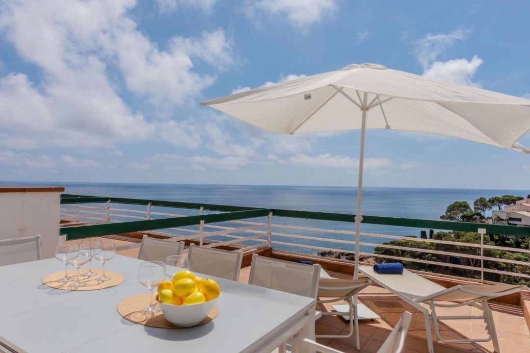 Photo of Patio Balcony in Salionc