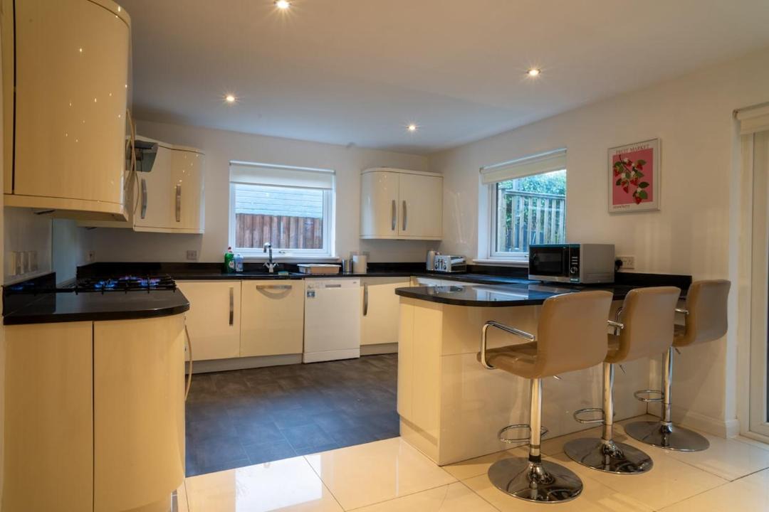 Photo of Kitchen in Newton Mearns