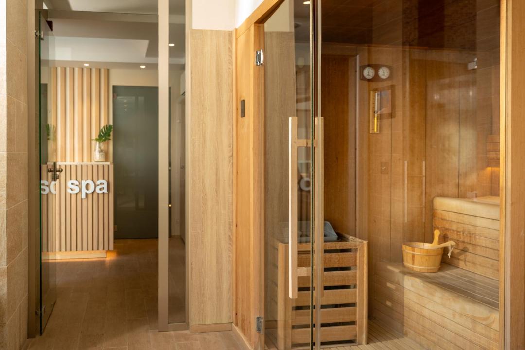 Photo of Bathroom in Lloret Town Center