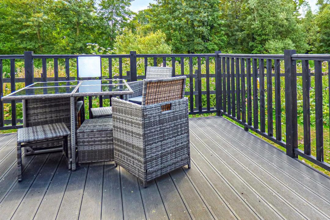 Photo of Patio Balcony in Hoddesdon
