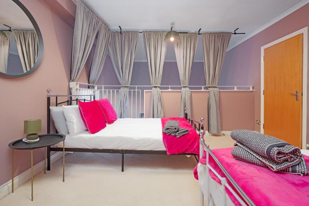 Photo of Bedroom in Finnieston
