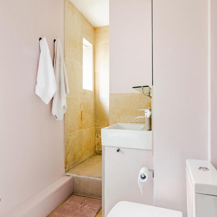 Photo of Bathroom in Shadwell