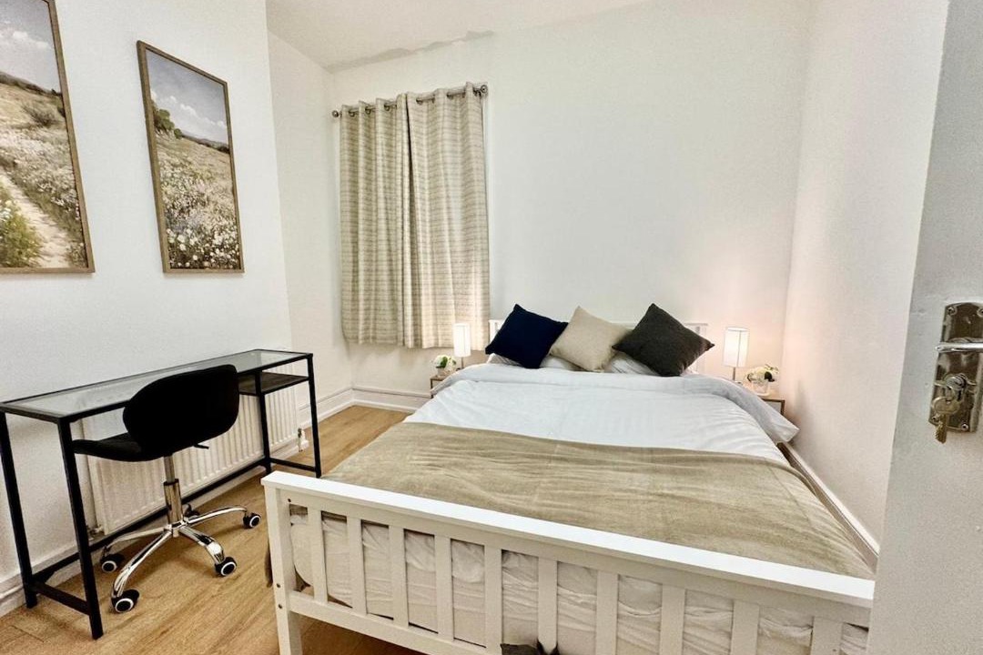 Photo of Bedroom in Bruce Grove