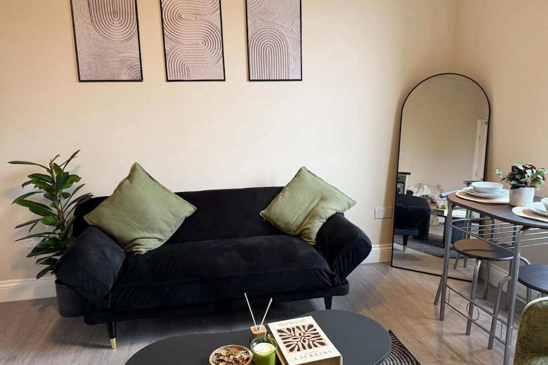 Photo of Livingroom in Seven Kings