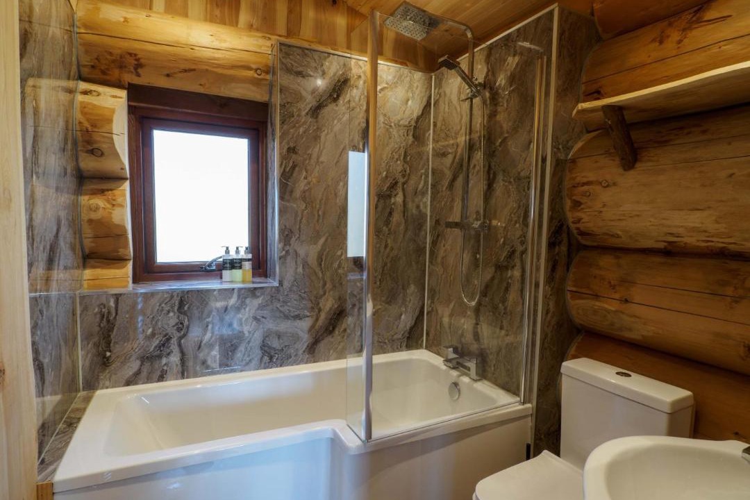 Photo of Bathroom in Lochgilphead
