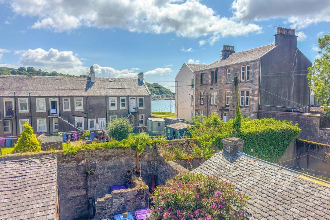 Photo of Others in Millport
