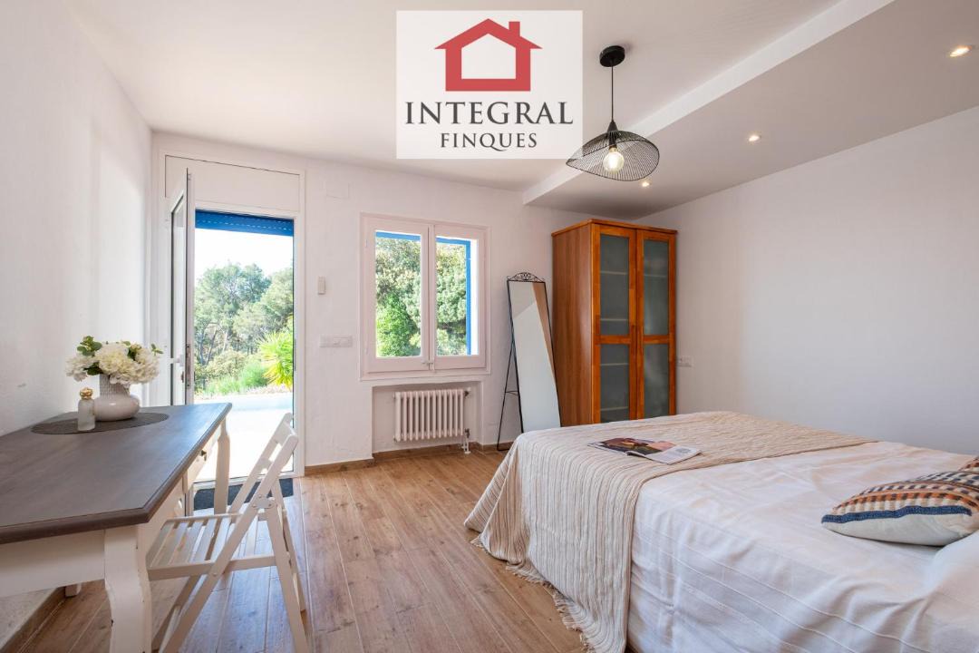 Photo of Bedroom in Vall-Llobrega