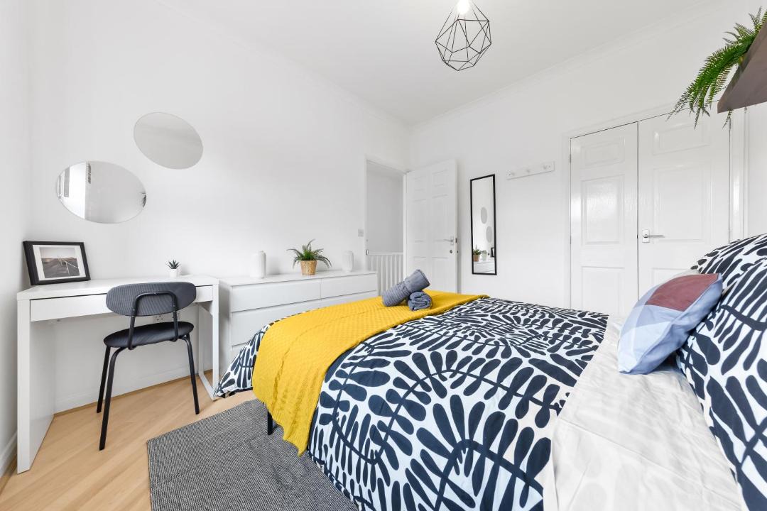 Photo of Bedroom in Poplar