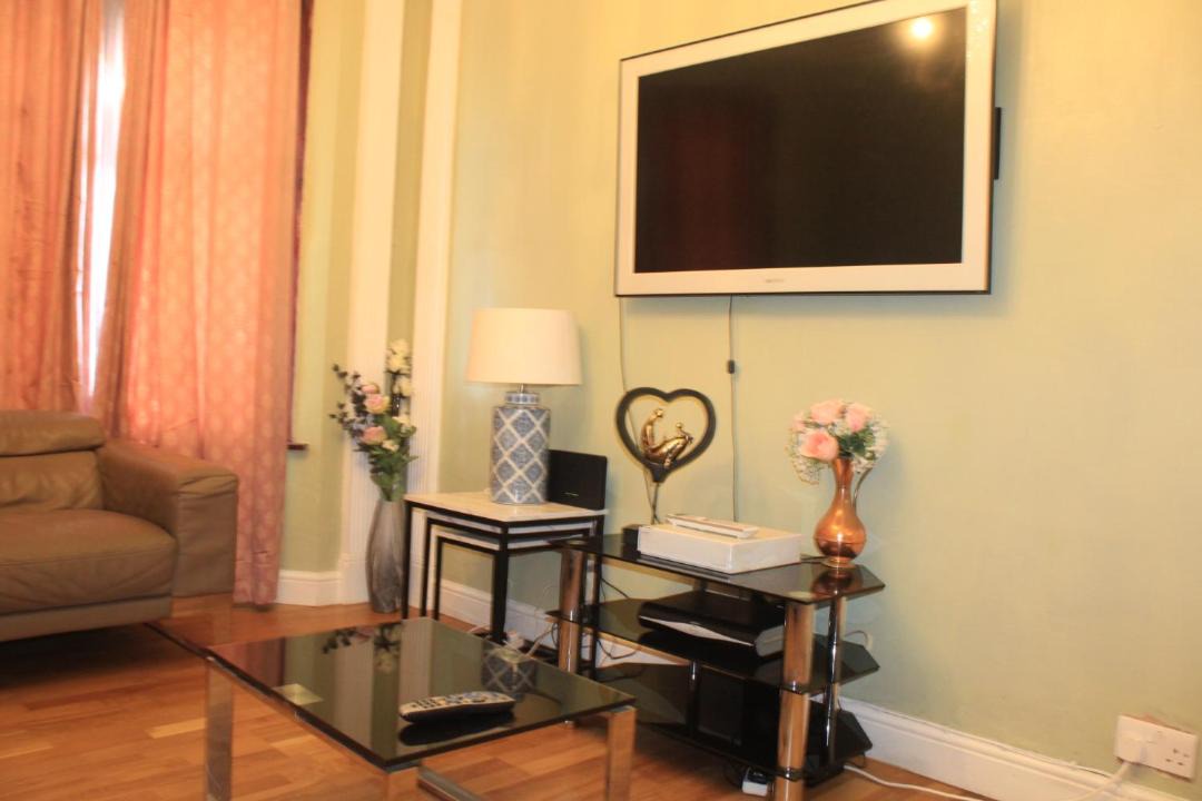 Photo of Livingroom in West Thurrock