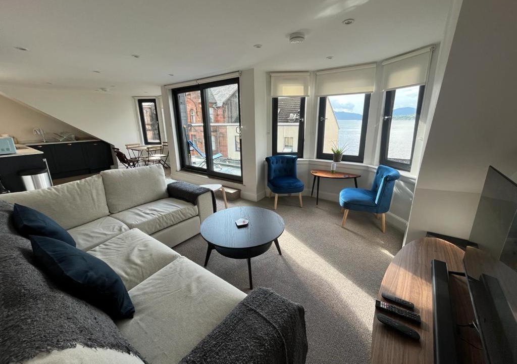 Photo of Livingroom in Gourock
