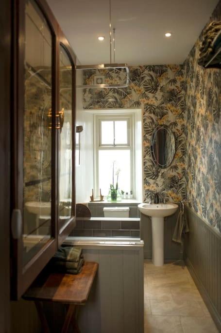 Photo of Others in Forres
