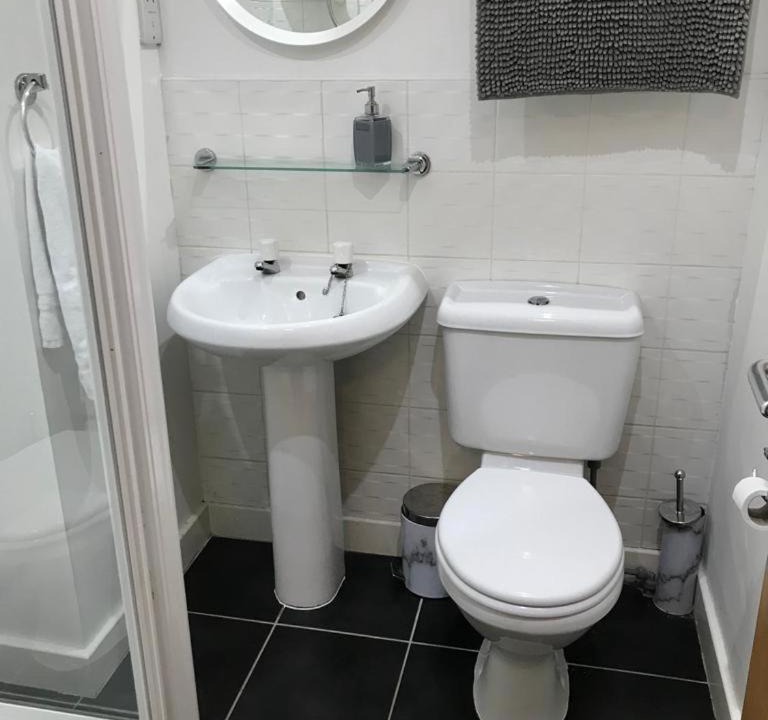 Photo of Bathroom in City Centre Glasgow