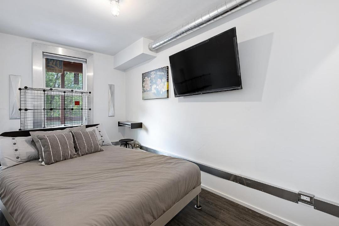 Photo of Bedroom in Lowertown