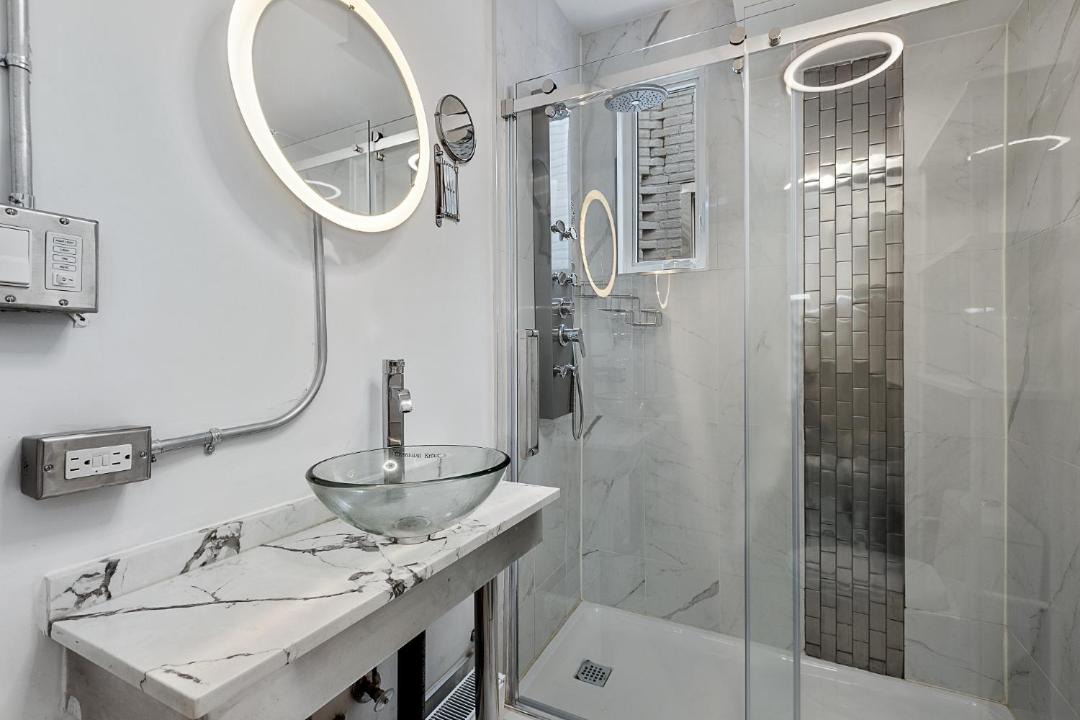 Photo of Bathroom in Lowertown