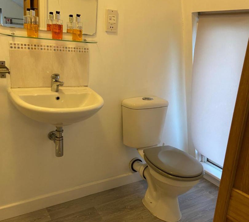 Photo of Bathroom in Hoddesdon