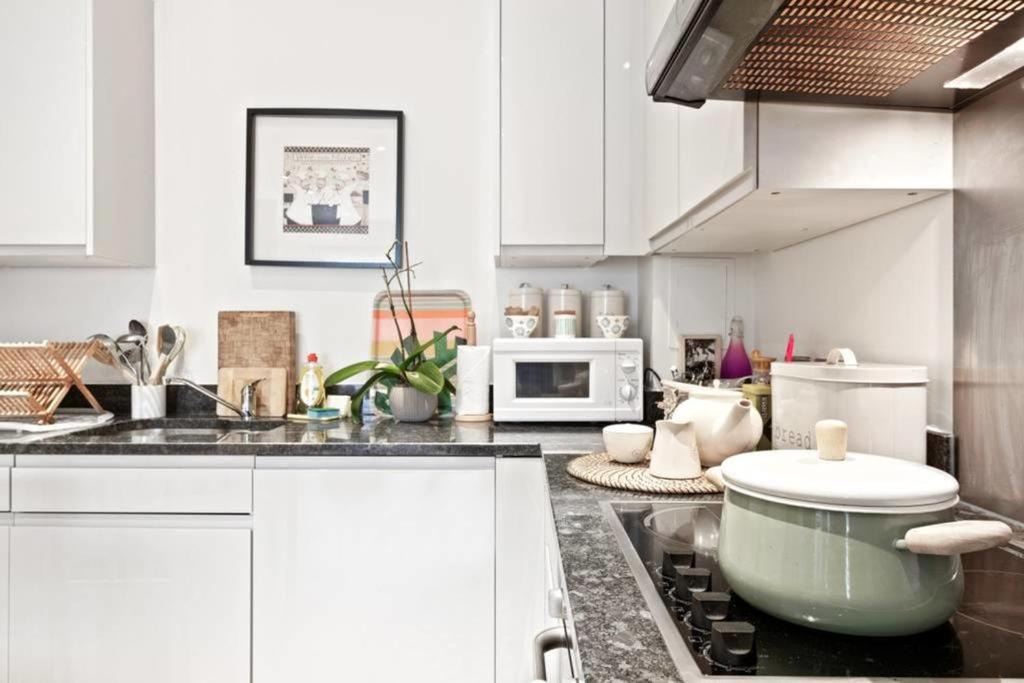 Photo of Kitchen in Newham