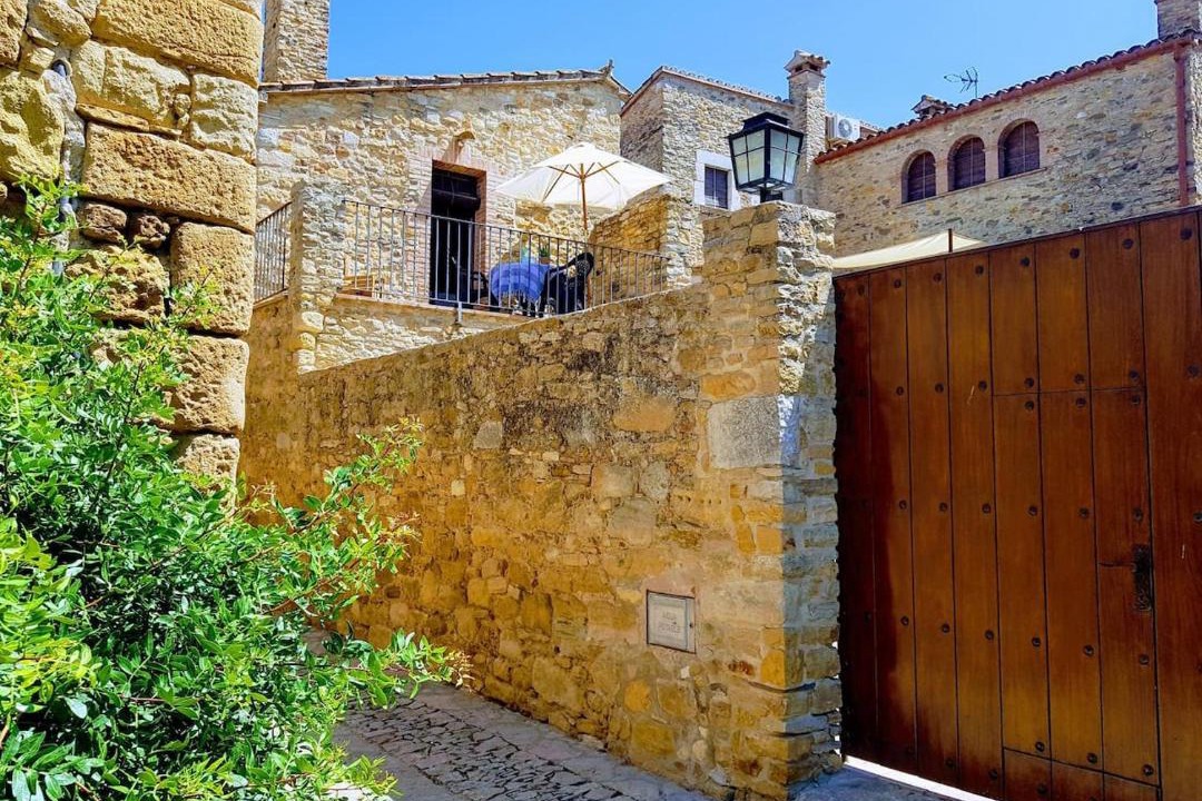 Photo of Others in Peratallada