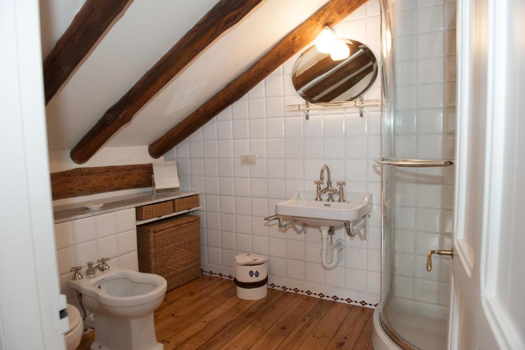 Photo of Bathroom in Busalla
