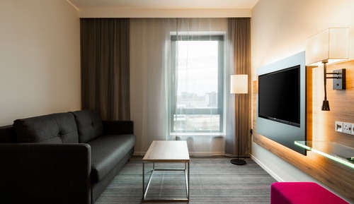 Room, 1 Queen Bed with Sofa bed