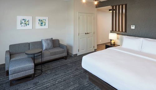 Studio, 1 King Bed