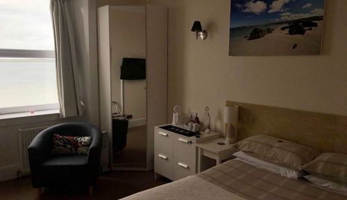 Basic Double Room, 1 Double Bed, Non Smoking, Ensuite