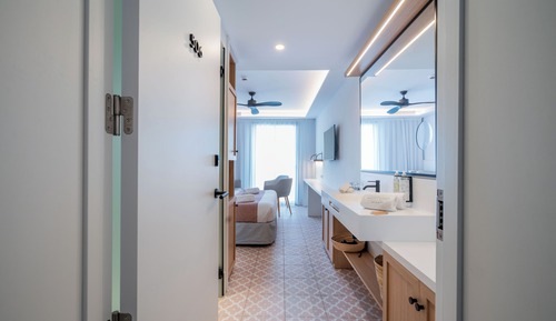 Triple Room (3 Adultos)
