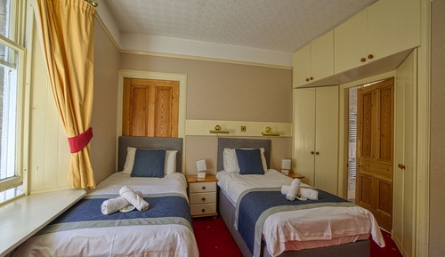 Twin Room, Private Bathroom