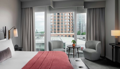 Superior Room, 1 King Bed