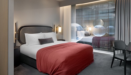Standard Room, 1 King Bed